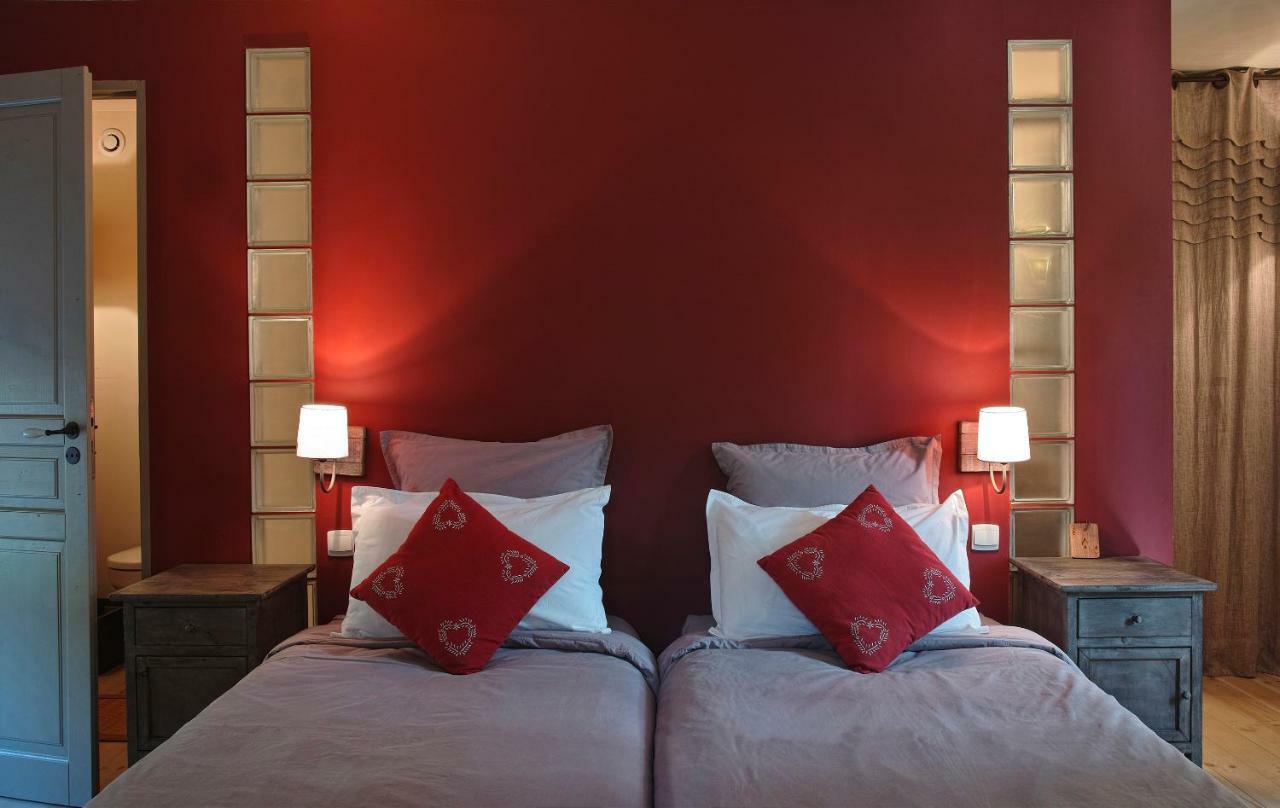 Bed and Breakfast Le Moulin De Picaud Grans Екстер'єр фото