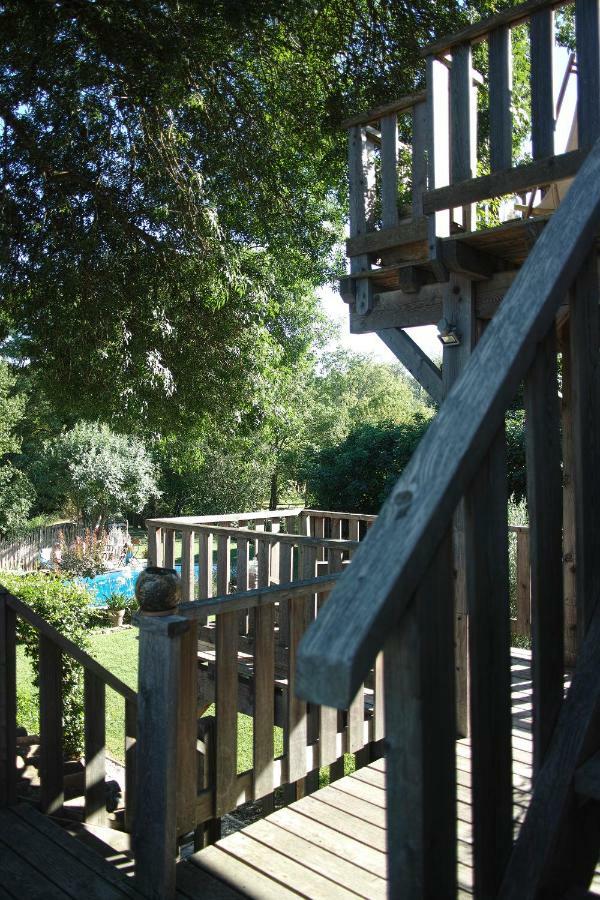 Bed and Breakfast Le Moulin De Picaud Grans Екстер'єр фото