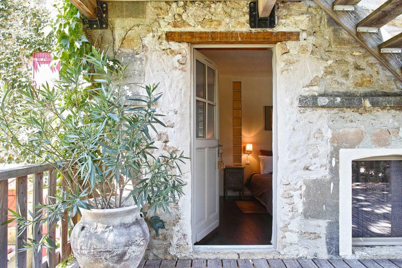 Bed and Breakfast Le Moulin De Picaud Grans Екстер'єр фото