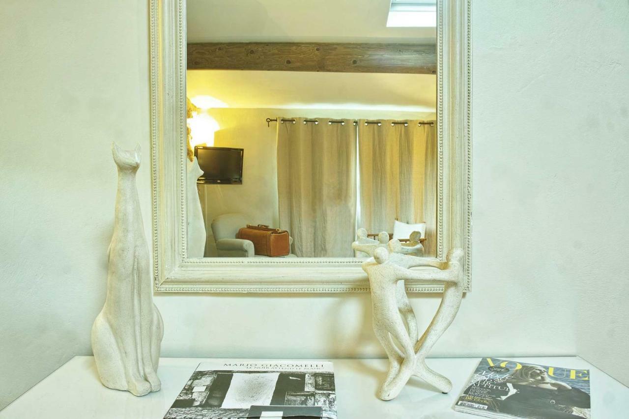 Bed and Breakfast Le Moulin De Picaud Grans Екстер'єр фото